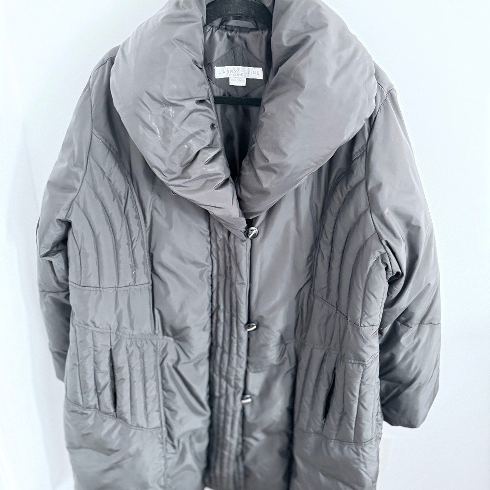 Larry Levine Down Puffer Coat --2X - Picture 2 of 7